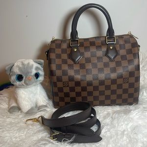 🔥LIKE NEW💕Speedy 25 Bandouliere